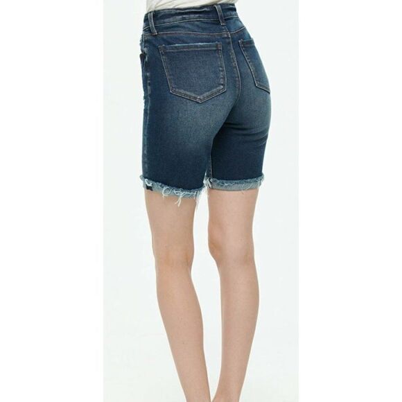 Vanilla Star Bermuda Mom Jean Shorts 24 0 Juniors' Distressed Dark Blue NEW - Picture 9 of 9